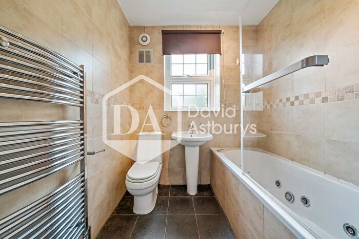 Studio To Rent In Bravington Road, Maide Vale, London, W9