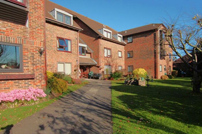 1 Bedroom Flat For Sale In Norfolk House, Oaklands Road, Havant, PO9