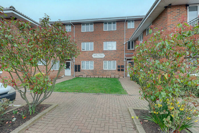 2 Bedroom Flat To Rent In Flat, Ruby Court Shirley Road, Leigh-on-sea, SS9