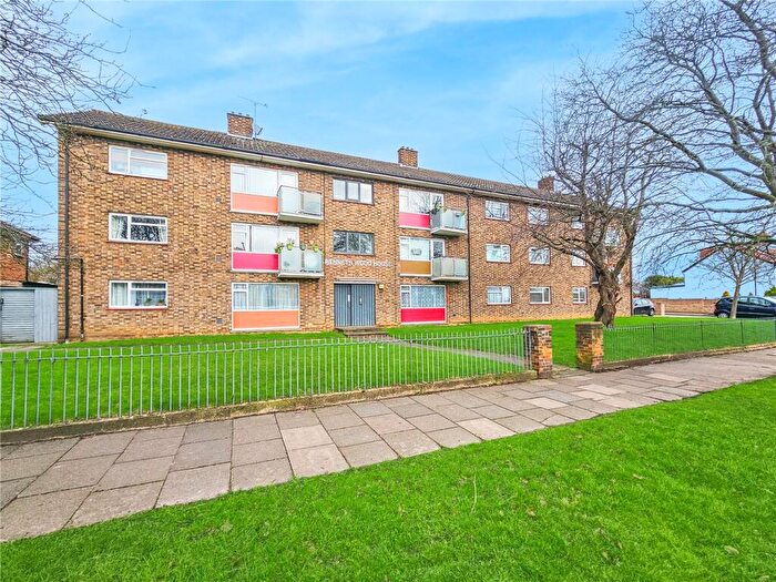 2 Bedroom Apartment To Rent In Rennets Wood House, Bexley Road, London, SE9