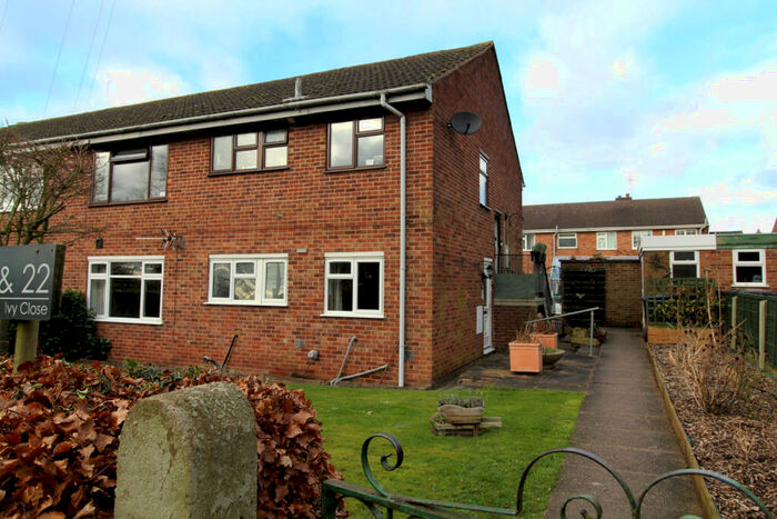2 Bedroom Flat To Rent In Ivy Close, Donisthorpe, DE12