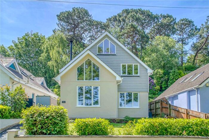 5 Bedroom Detached House For Sale In Elgin Road, Lilliput, Poole, BH14