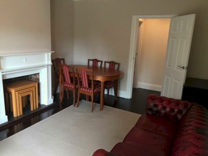 3 Bedroom Semi-Detached House To Rent In Aldershot Road, GU2