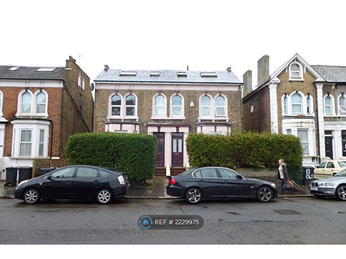 1 Bedroom Flat To Rent In Clifton Road, London, SE25