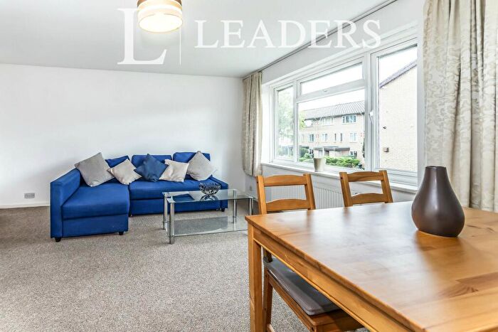 2 Bedroom Apartment To Rent In Anselm Close, CR0