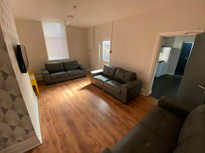8 Bedroom Flat To Rent In Dallas Street, Preston, PR1