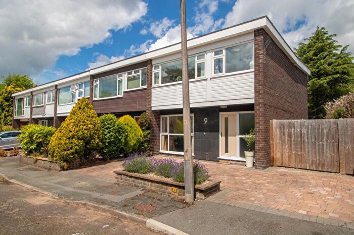 3 Bedroom Terraced House For Sale In Wealstone Court, Newton, Chester, CH2