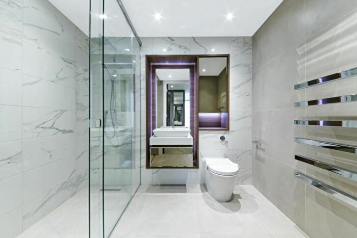 2 Bedroom Apartment To Rent In Perilla House, Stable Walk, London, E1