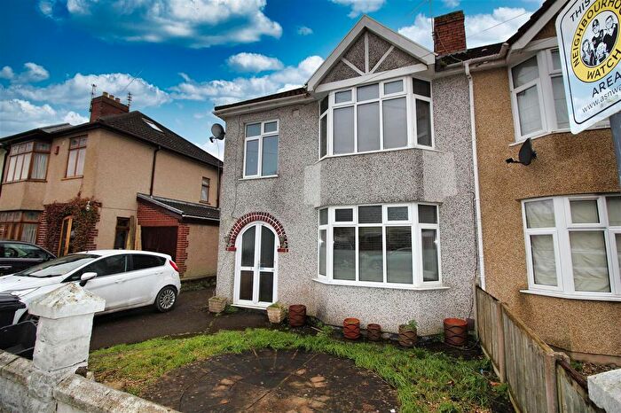 4 Bedroom Property To Rent In Frome Valley Road, Frenchay, Bristol, BS16