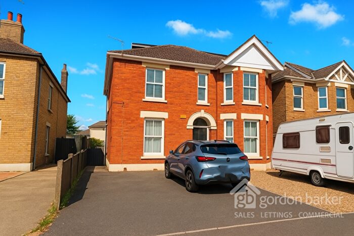3 Bedroom Maisonette For Sale In Malmesbury Park Road, Bournemouth, Dorset, BH8