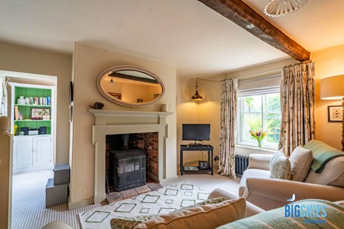 1 Bedroom Cottage For Sale In The Street, Swanton Novers, NR24