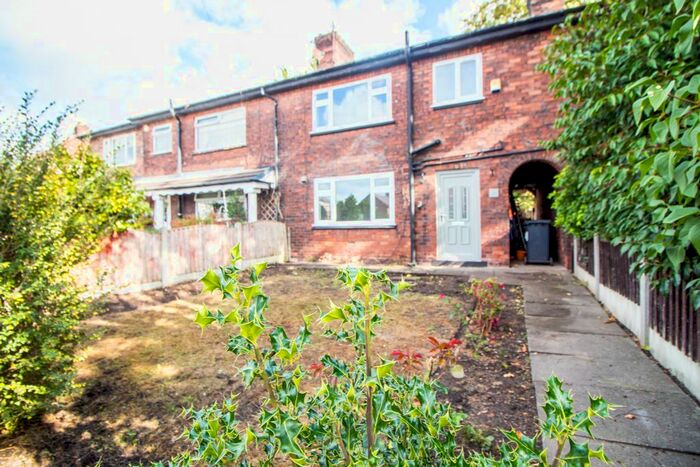 3 Bedroom Terraced House To Rent In North Street, Astley, M29