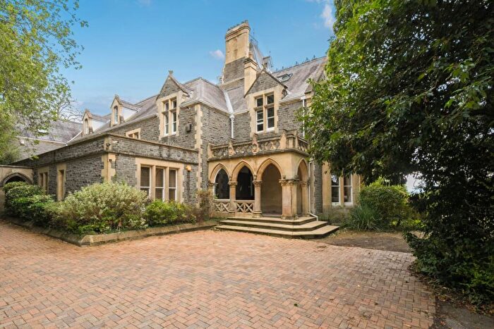 3 Bedroom Apartment To Rent In Bath Road Bitton, BS30