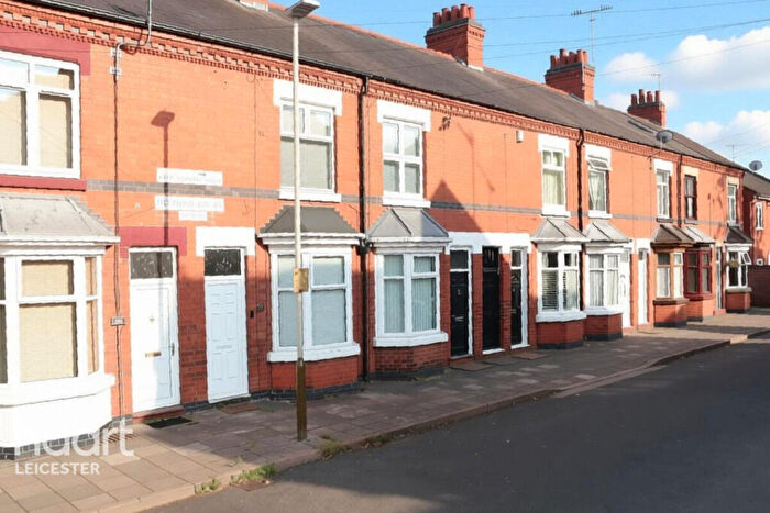 3 Bedroom Terraced House To Rent In Richmond Avenue, Leicester, LE2