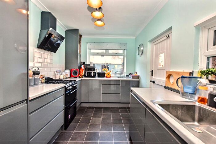 3 Bedroom Terraced House For Sale In Albion Road, Eastbourne, BN22