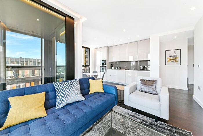 2 Bedroom Apartment To Rent In Madeira Tower, The Residence, Nine Elms, SW11