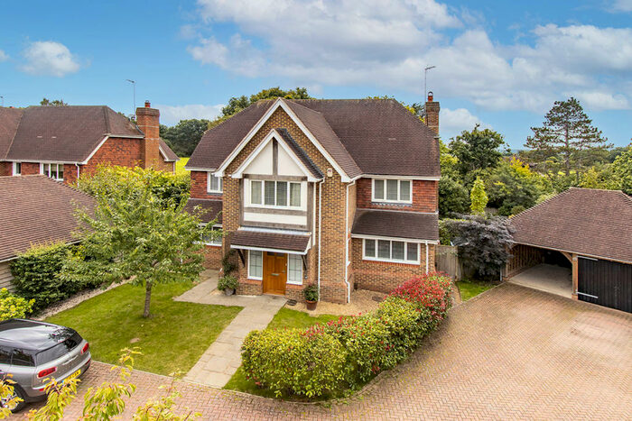 Detached House For Sale In Placketts Corner, Arlington, BN26
