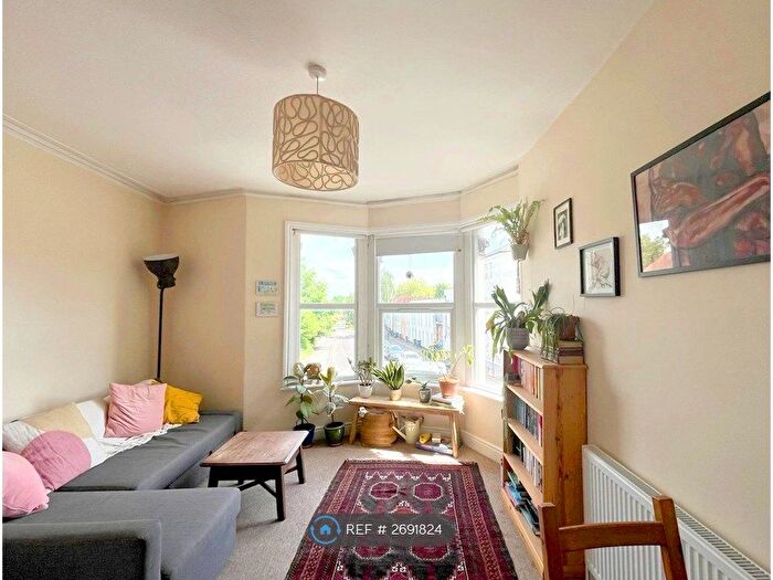 2 Bedroom Flat To Rent In Montpelier, Bristol, BS2