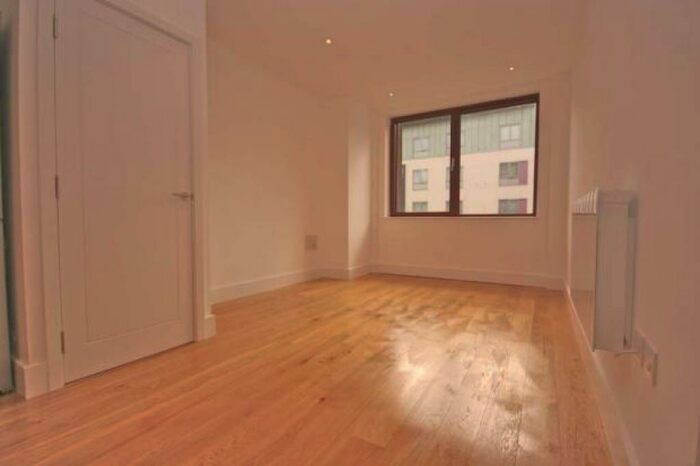 1 Bedroom Flat To Rent In York House, Farnborough, Hampshire, GU14