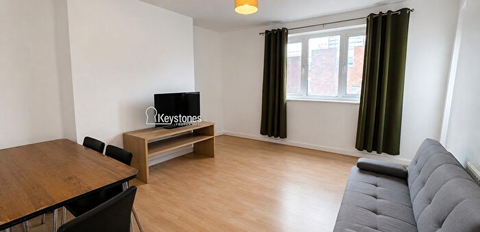 4 Bedroom Flat To Rent In Thornaby House, Canrobert Street, Bethnal Green, E2