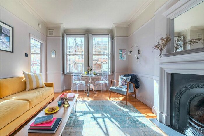 2 Bedroom Flat To Rent In Carlingford Road, Hampstead, NW3