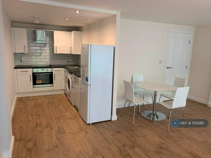 1 Bedroom Flat To Rent In Concord Street, Leeds, LS2