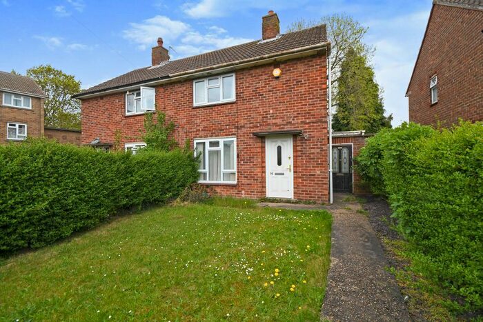 2 Bedroom Semi-Detached House For Sale In Retief Close, Lincoln, Lincolnshire, LN1