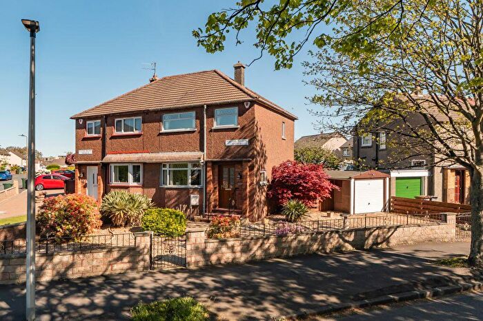 3 Bedroom Semi-detached Villa For Sale In Wester Broom Avenue, Edinburgh, EH12