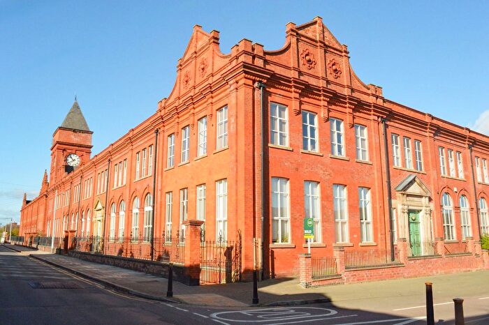 1 Bedroom Flat For Sale In Cowper Street, Knighton Fields, Leicester, LE2