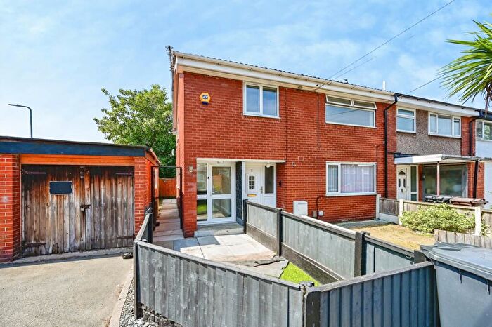 2 Bedroom Flat For Sale In Midland Terrace, Liverpool, Merseyside, L22