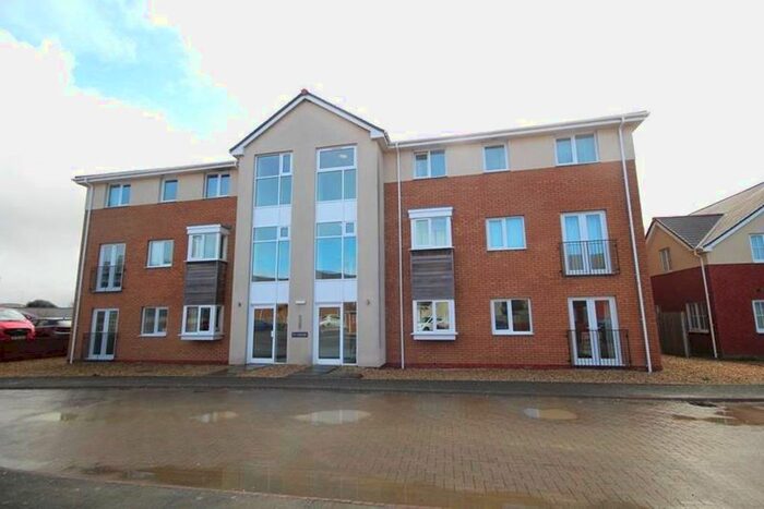 1 Bedroom Flat To Rent In Clos Gwilym, Llanbadarn Fawr, Aberystwyth, SY23