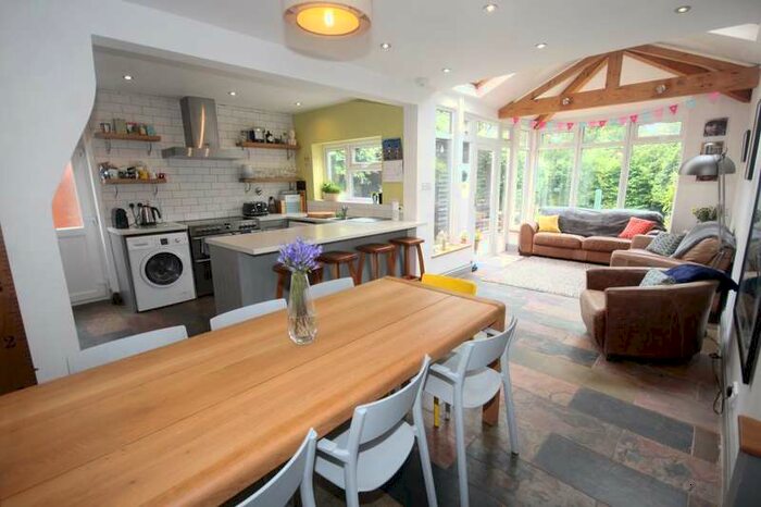 4 Bedroom Semi-Detached House To Rent In Oaklea Avenue, Chester, CH2