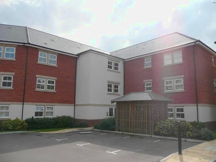 2 Bedroom Flat To Rent In Rossby, Reading, RG2