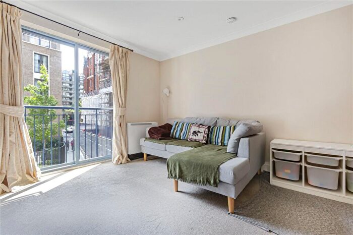 2 Bedroom Apartment To Rent In Bridgewater Square, London, EC2Y