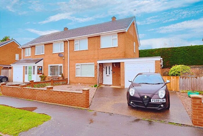 3 Bedroom Semi Detached House For Sale In Quarry Hill, Farndon, Chester, CH3