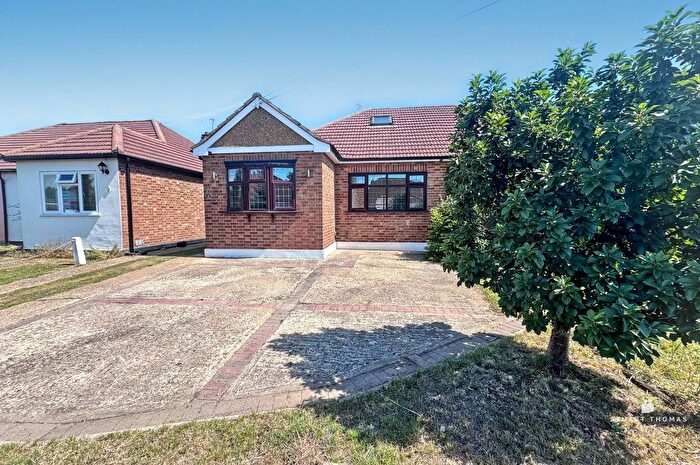 2 Bedroom Semi Detached Bungalow For Sale In Prestwood Drive, Thundersley, Essex, SS7