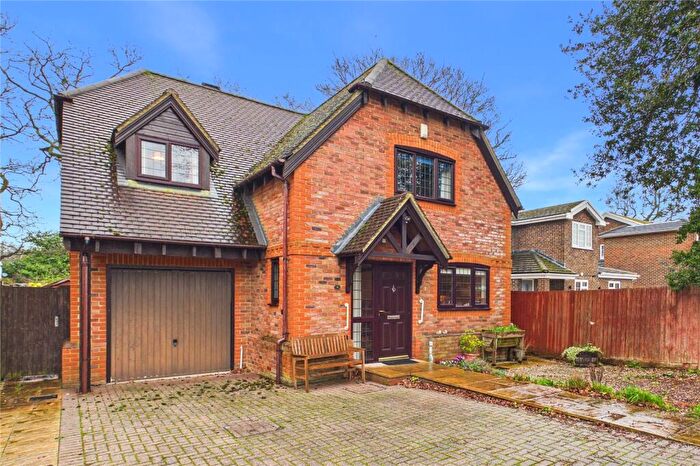 4 Bedroom Detached House For Sale In Elisha Place, Sarum Road, Tadley, Hampshire, RG26
