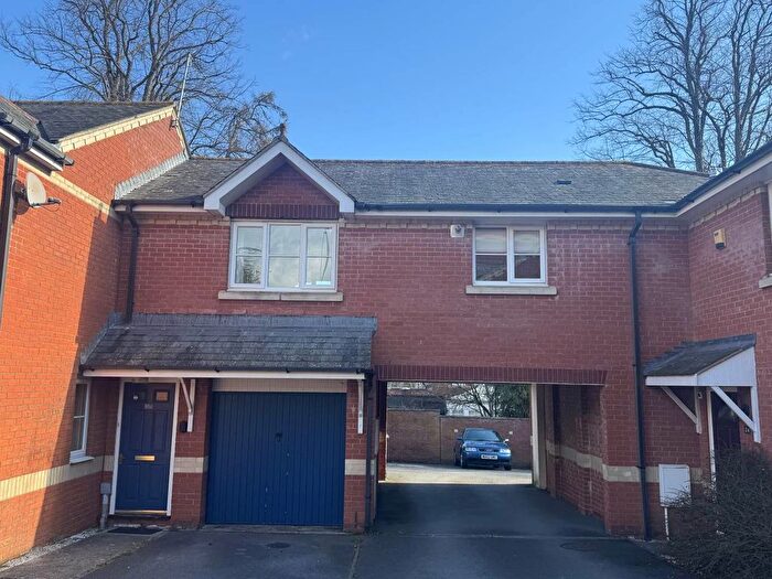 2 Bedroom Property To Rent In Etonhurst Close, Exeter, EX2