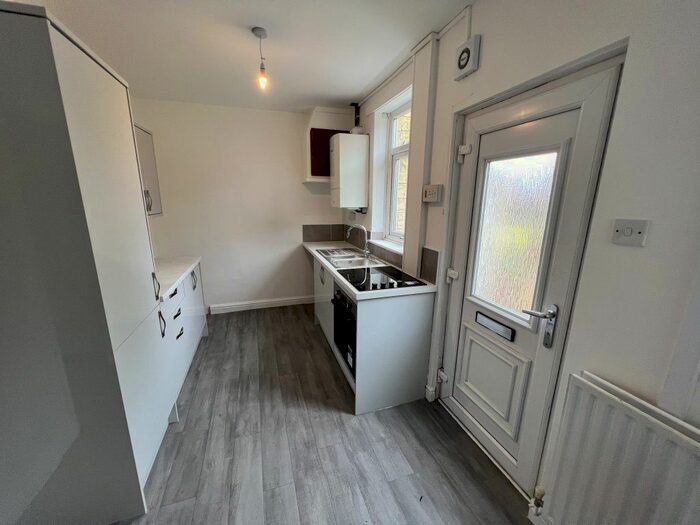 2 Bedroom Terraced House To Rent In Tatefield Place, Kippax, LS25