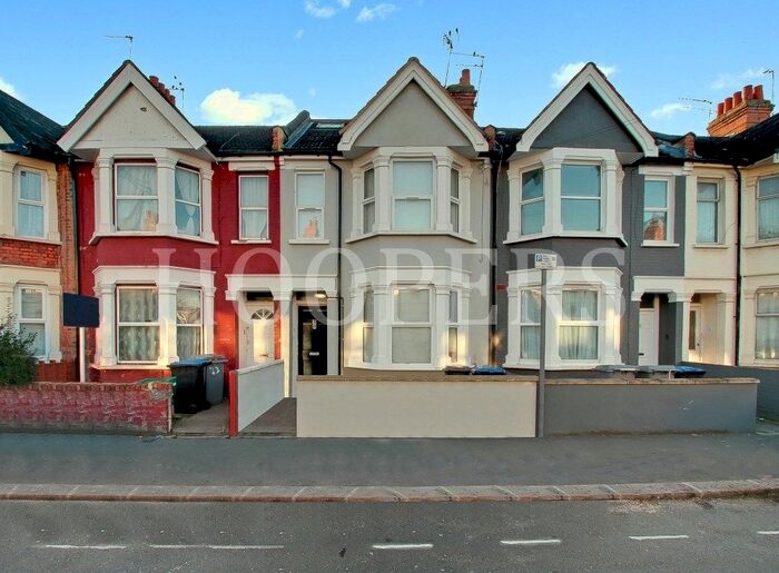 Studio To Rent In Oldfield Road, London, NW10
