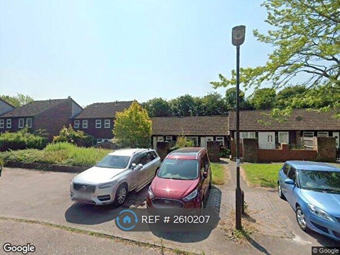 3 Bedroom Bungalow To Rent In Hills Close, Great Linford, Milton Keynes, MK14