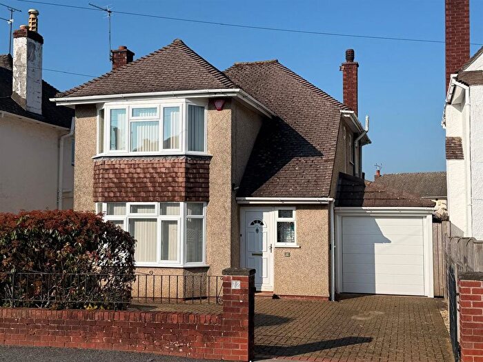 3 Bedroom Detached House For Sale In Claverton Road, Saltford, Bristol, BS31