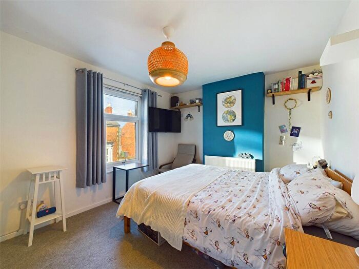 2 Bedroom Semi-Detached House For Sale In Tudor Street, Gloucester, Gloucestershire, GL1