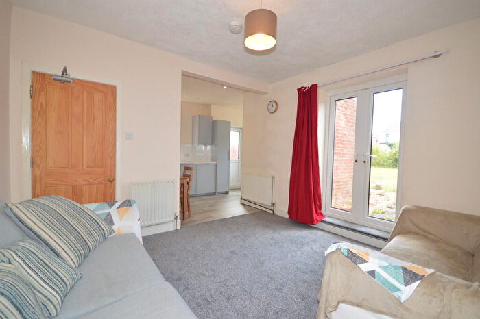 4 Bedroom Detached House To Rent In Ensbury Park Road, Ensbury Park, Bournemouth, BH9