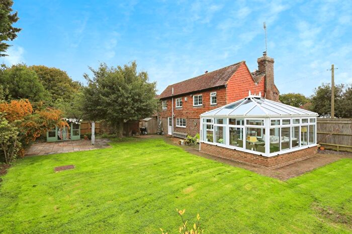 4 Bedroom Detached House For Sale In Holmes Hill, Lewes, BN8