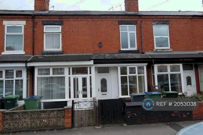 3 Bedroom Terraced House To Rent In Lightwoods Road, Smethwick, B67