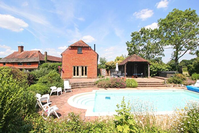 2 Bedroom Barn Conversion To Rent In Skiff Lane, Wisborough Green, Billingshurst, RH14