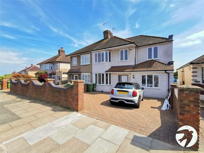 5 Bedroom Semi-Detached House To Rent In Bedonwell Road, Belvedere, DA17