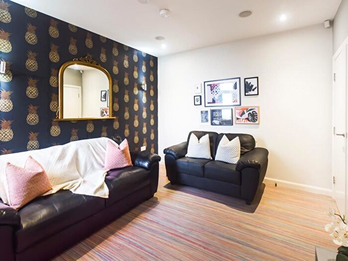 6 Bedroom Terraced House To Rent In Boughey Road, Stoke, ST4