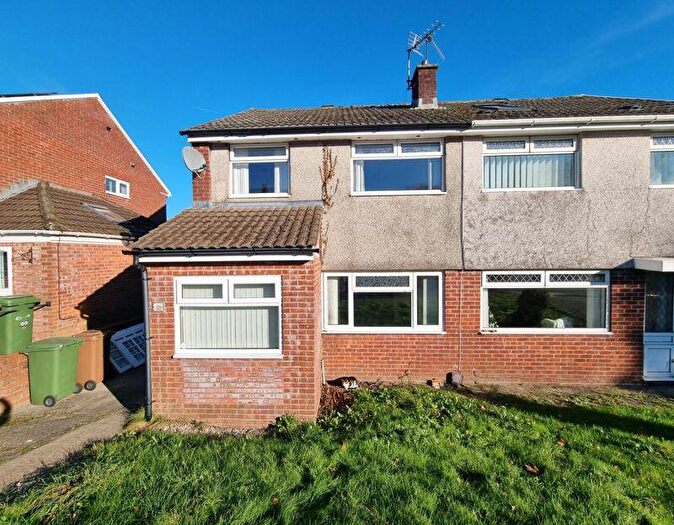 3 Bedroom Semi-Detached House To Rent In Caldicot Court, Hendredenny, CF83